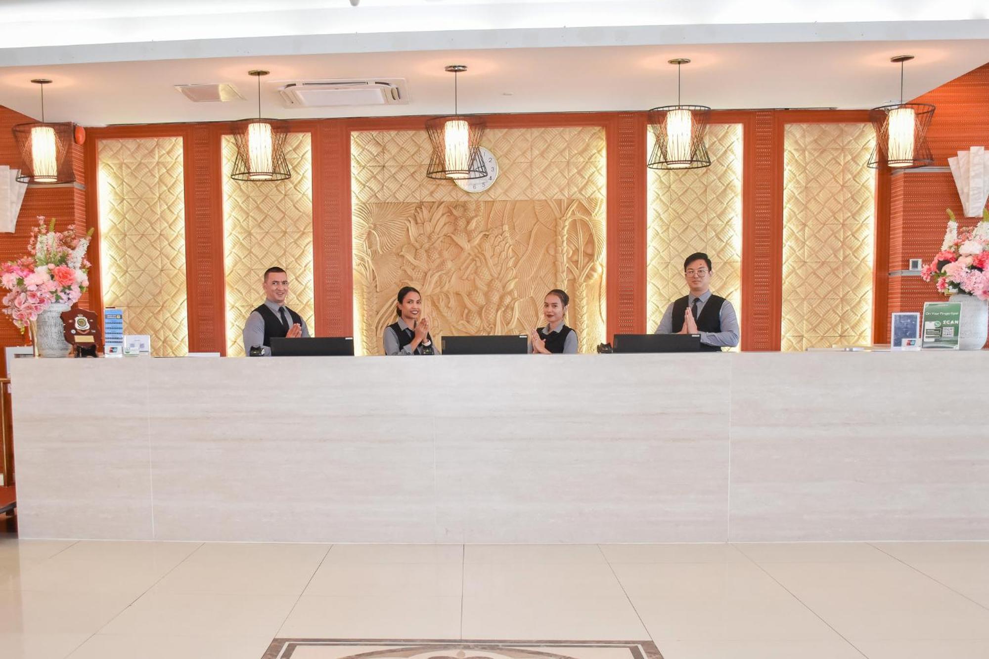 Timor Plaza Hotel & Apartments 딜리 외부 사진